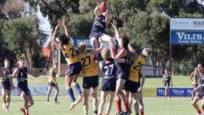 Norwood’s Ned Bowman flies high to take his spectacular mark against the Eagles in Round 3. Picture: Supplied.