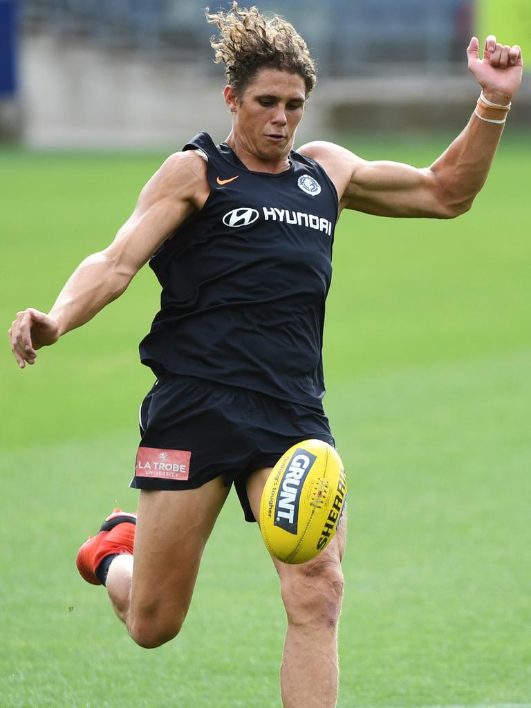 Charlie Curnow in action at Carlton training.