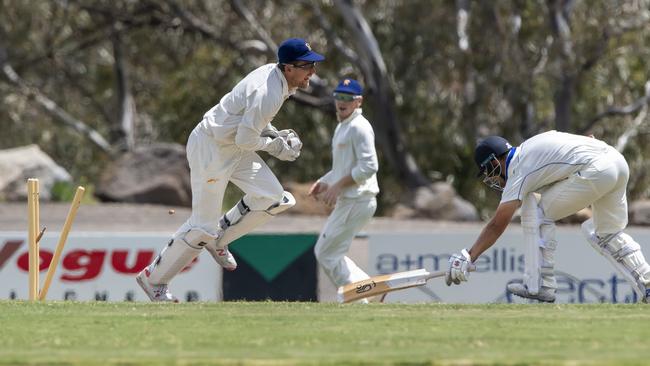 Chris Moorhouse runs out Aiden Zammit. Picture: Andy Brownbill