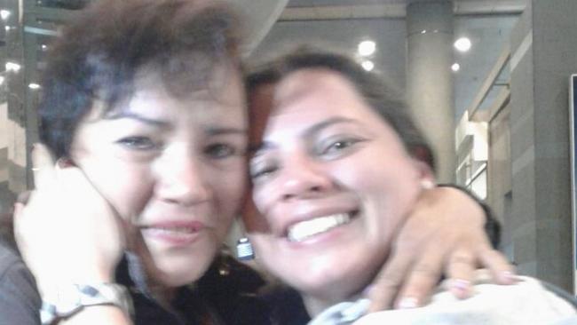 Johana Perez (right) said she felt as though she owed her life to her mum (left) and her sacrifice. Picture: Supplied