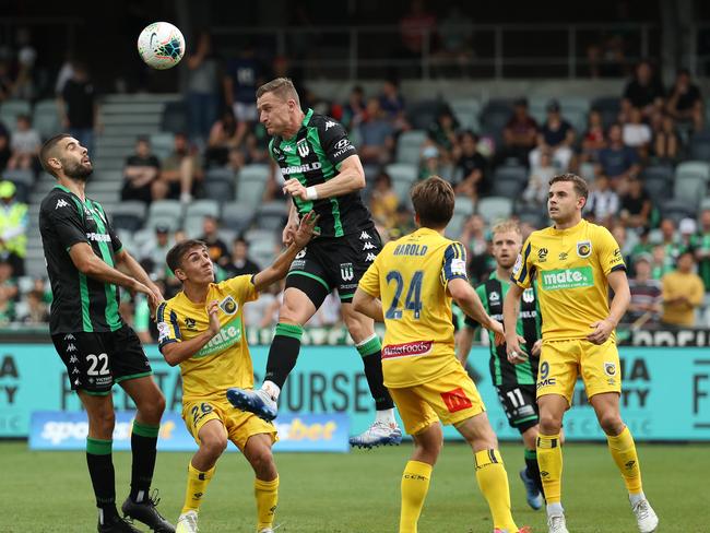GEELONG, AUSTRALIA - MARCH 01: Besart Berisha of Western United in action during the round 21 A-League match between Western United and the Central Coast Mariners at GMHBA Stadium on March 01, 2020 in Geelong, Australia. (Photo by Jonathan DiMaggio/Getty Images)