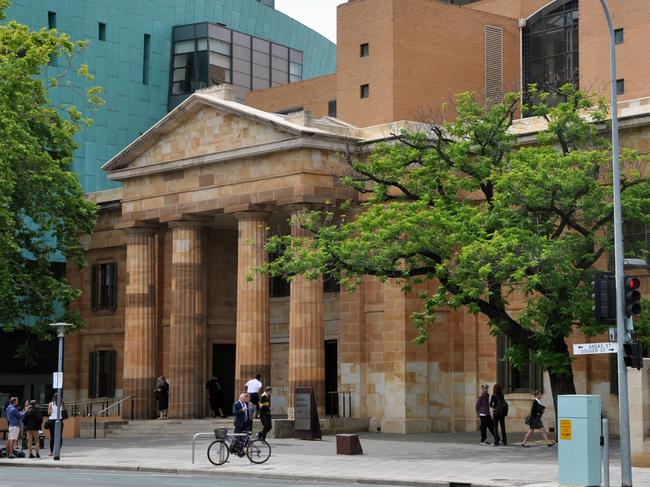 A generic view of the Adelaide Magistrates Court, Adelaide, Thursday, Dec. 1, 2016. (AAP Image/Tim Dornin) NO ARCHIVING