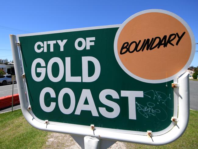 BRISBANE, AUSTRALIA - NewsWire Photos - NOVEMBER 15, 2021. A sign marking the NSW/QLD border in Coolangatta on the Gold Coast. QLD will allow fully vaccinated interstate visitors to fly into the state from 5pm this afternoon, following the state reaching a full-dose vaccination rate at 70%Picture: NCA NewsWire / Dan Peled