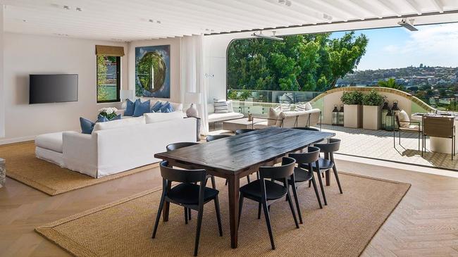 The Palomar penthouse on Drumalbyn Rd, Bellevue Hill, finally sold this month for $7.2m.