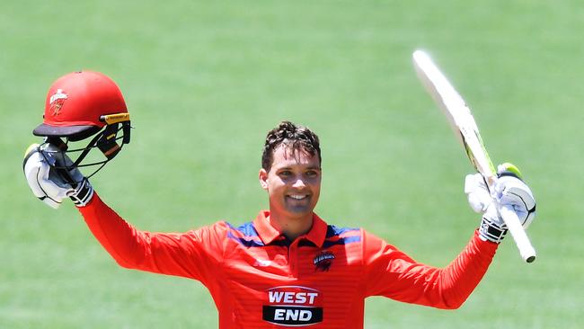 ADELAIDE, AUSTRALIA - NOVEMBER 28: Alex Carey of the Redbacks celebrates bringing up his century during the Marsh One Day Cup match between South Australia and Queensland at Adelaide Oval, on November 28, 2021, in Adelaide, Australia. (Photo by Mark Brake/Getty Images)