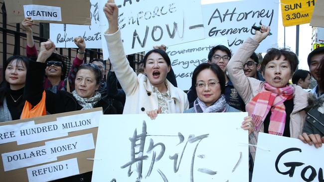 Dozens of Protesters at NSW parliament angry about money they lost in Ralan apartment developments. Picture: David Swift.