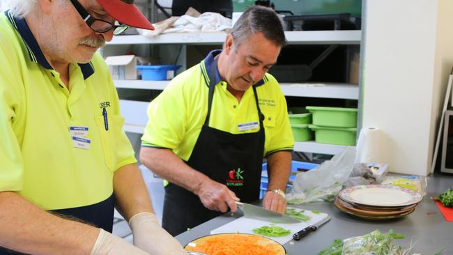 Cooking classes to help men beat the blues | The Courier Mail