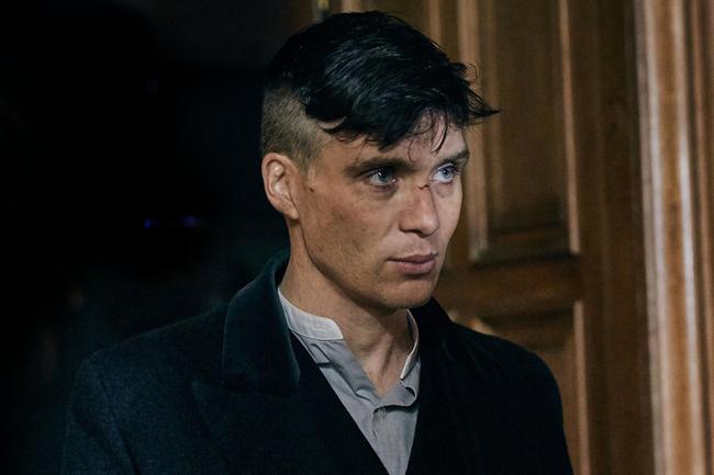 GQ LATINOAMERICA May 2022 Cillian Murphy 雑誌 | www.cryopraxis.com.br