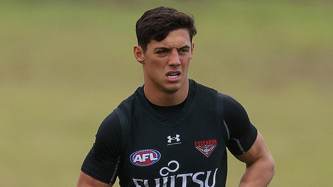 Buy, hold, sell: Bomber bargain can solve SuperCoach cash crisis