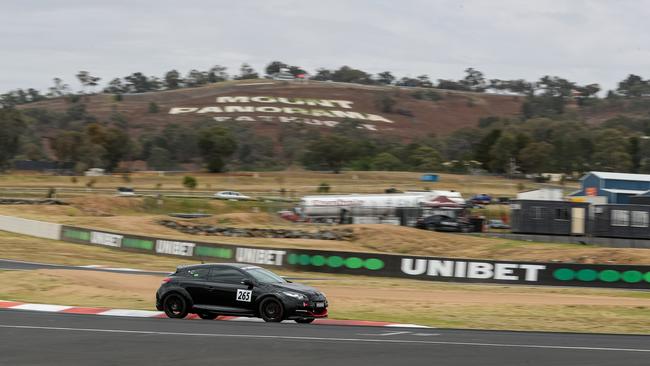 The Bathurst Light Car Club regularly hosts events at the track.