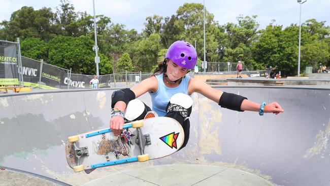 Skate athletes from Skateboard Australia's Gold Coast training camp go through their bag of tricks at Pizzey Park. Aayliah Wilson 16 from Melbourne pushing the boundaries. Picture: Glenn Hampson.