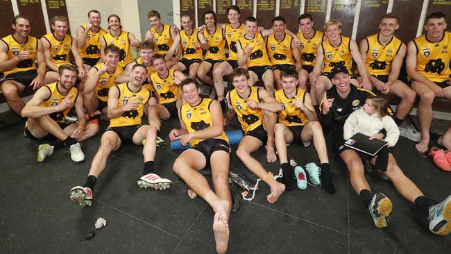 Ovens and Murray players celebrate the win. Picture Yuri Kouzmin