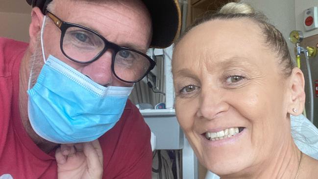 Cancer patient Julia di Cesare with husband Darren Lovell.