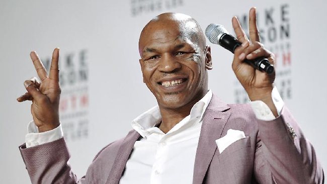Former world heavyweight boxing champion Mike Tyson waiting to find if he'll be allowed a visa into Australia | news.com.au Australia's news site