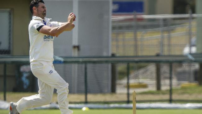 Frankston Peninsula skipper James Nanopoulos goes at Ringwood. Picture: Valeriu Campan