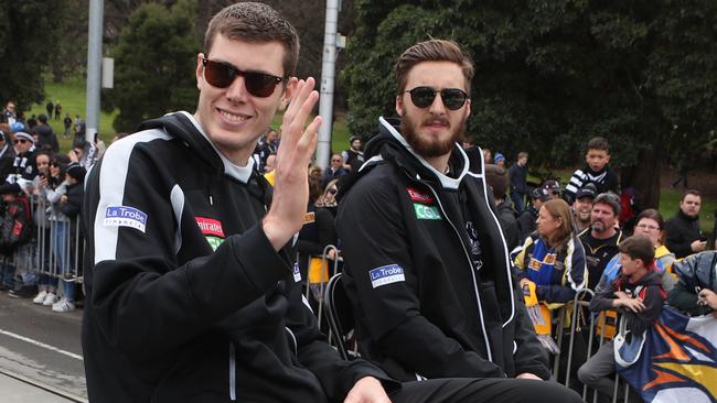 Mason Cox with Tom Phillips at the AFL Grand Final parade. Picture: AAP Images 