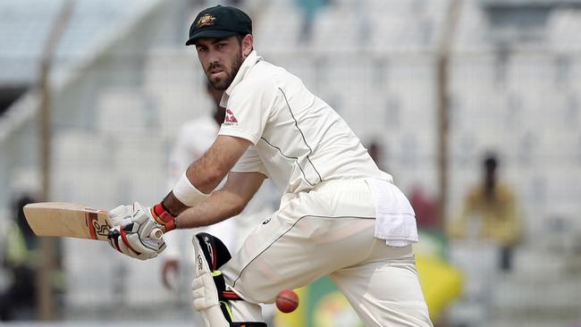 Shane Warne has called on selectors to keep the faith in Glenn Maxwell.