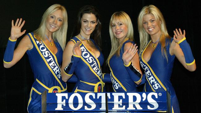 Launch of the 2005 Grand Prix. Fosters Grid Girls.