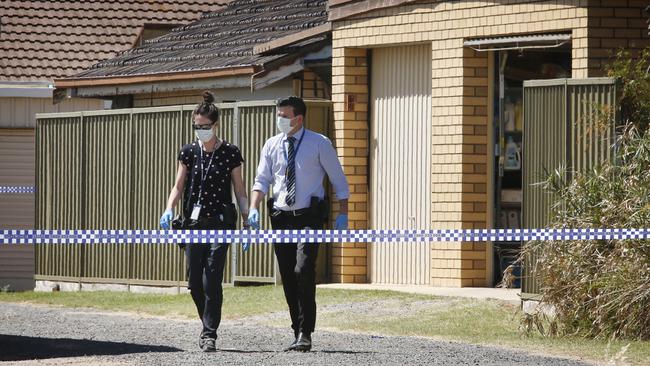 Police at the Red Cliffs home where Bette Cohrs Schultz was shot dead. Picture: David Caird