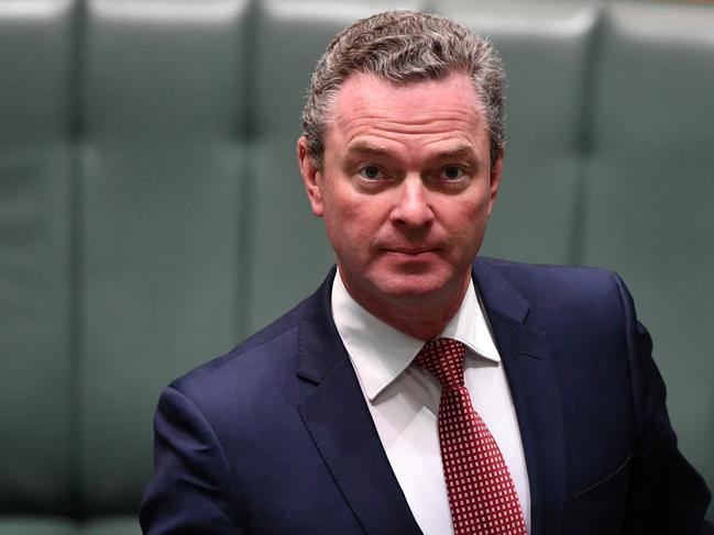 Minister for Defence Industry Christopher Pyne arrives for Question Time in the House of Representatives at Parliament House in Canberra, Thursday, September 7, 2017. (AAP Image/Mick Tsikas) NO ARCHIVING