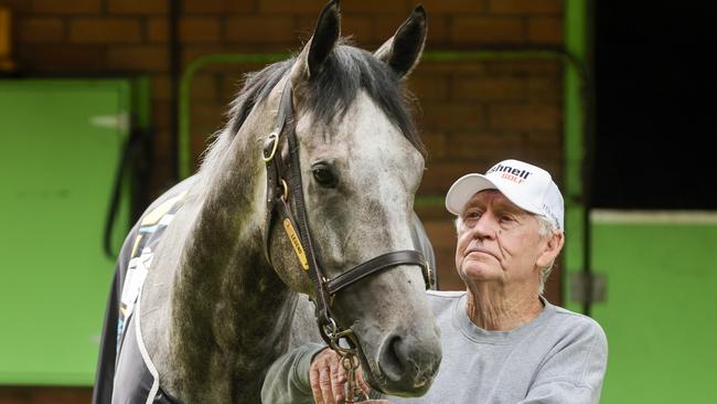 Hall of Fame trainer Les Bridge with 2020 Everest winner Classique Legend are ready to defend their crown. Picture: Getty Images