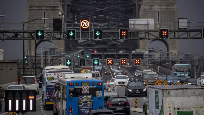 Heavy traffic on the Harbour Bridge with Sydneysiders experiencing another nightmare commute today. Picture: NCA NewsWire / Dylan Coker