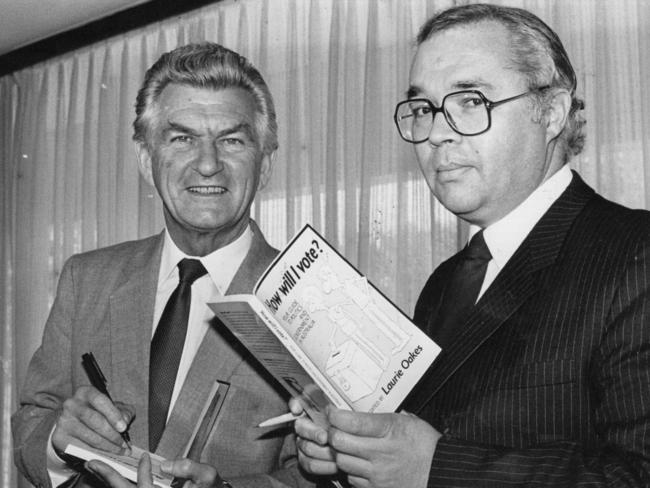 Then-Prime Minister Bob Hawke with Laurie Oakes.