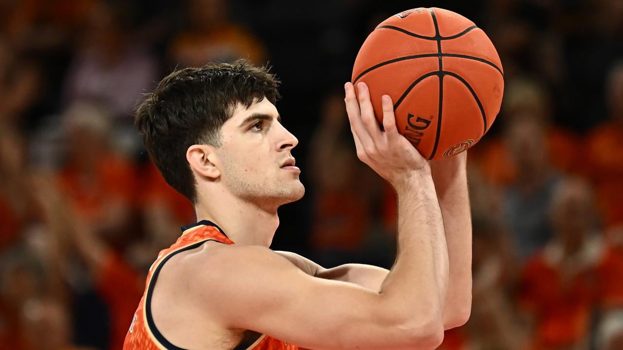 ‘Source of light’: Taipans to show out as Cairns flood recovery begins ...