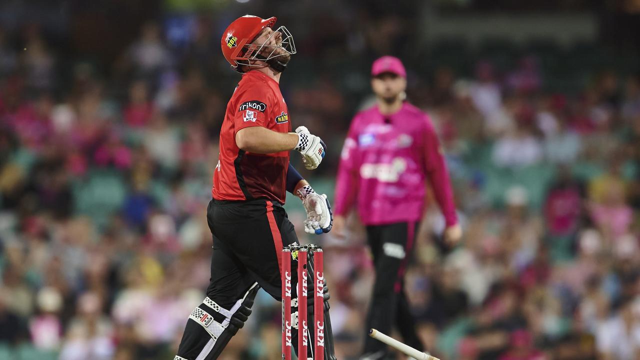 Aaron Finch copped a nasty blow to the hand.  pictures;  Brett Hemmings/Getty Images