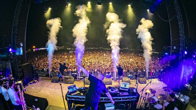 Hilltop Hoods Picture: Joseph Mayers Groovin The Moo 2019