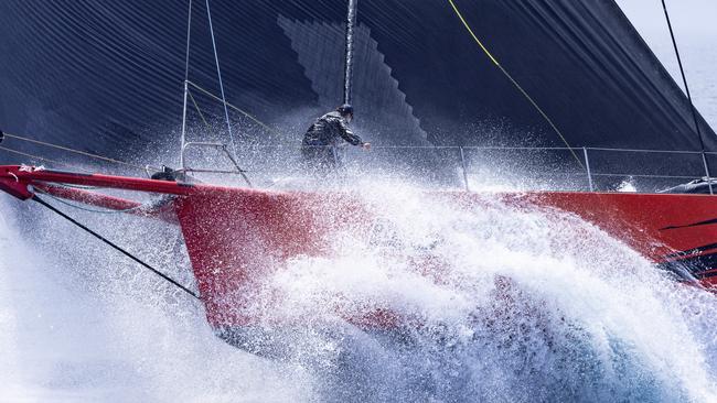 Andoo Comanche on her way to the fish line in Hobart.