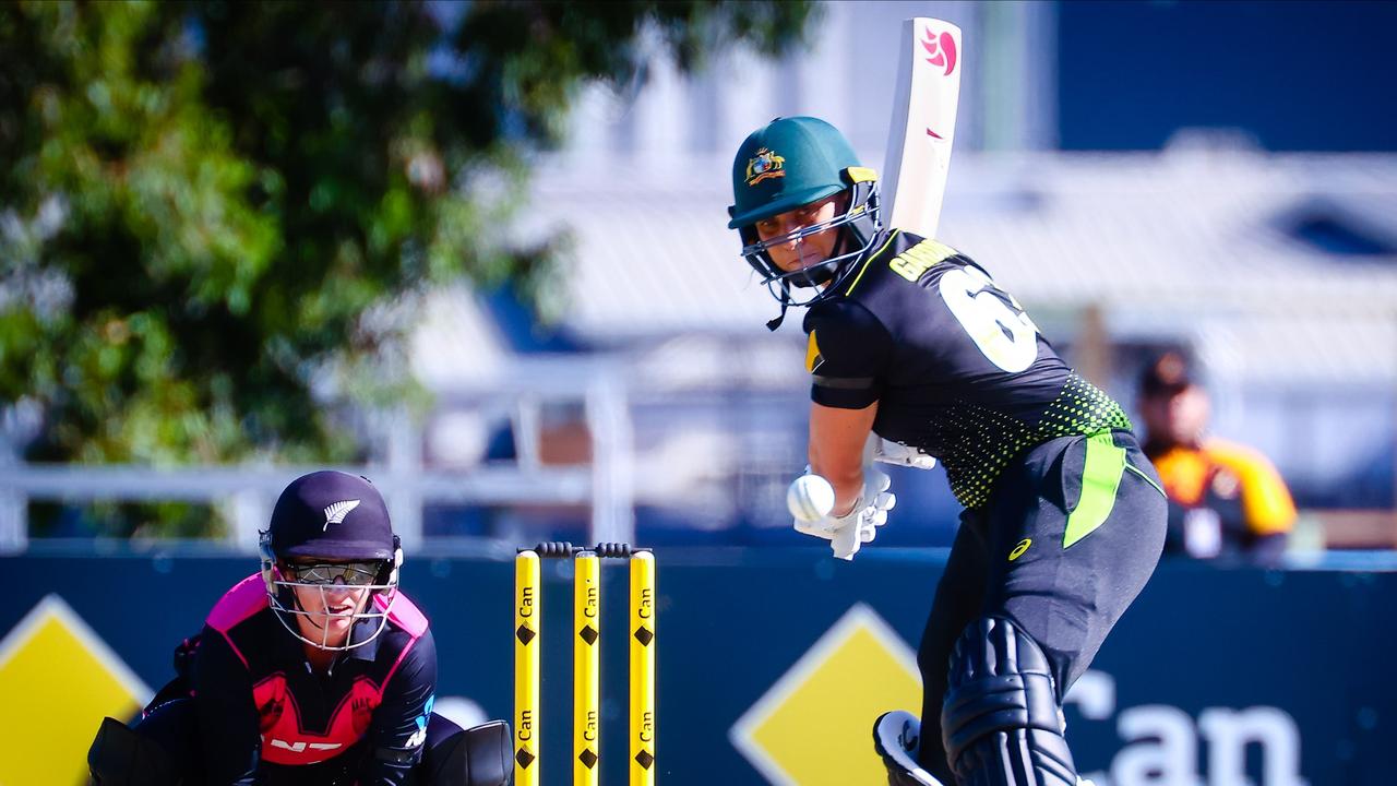 Ashleigh Gardner (R) helped Australia claim a clutch win over New Zealand in the first T20 international.