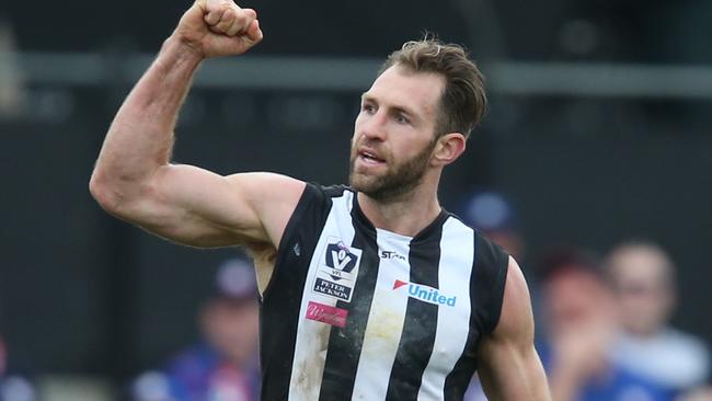 Travis Cloke kicks a goal in the VFL. Picture: David Crosling