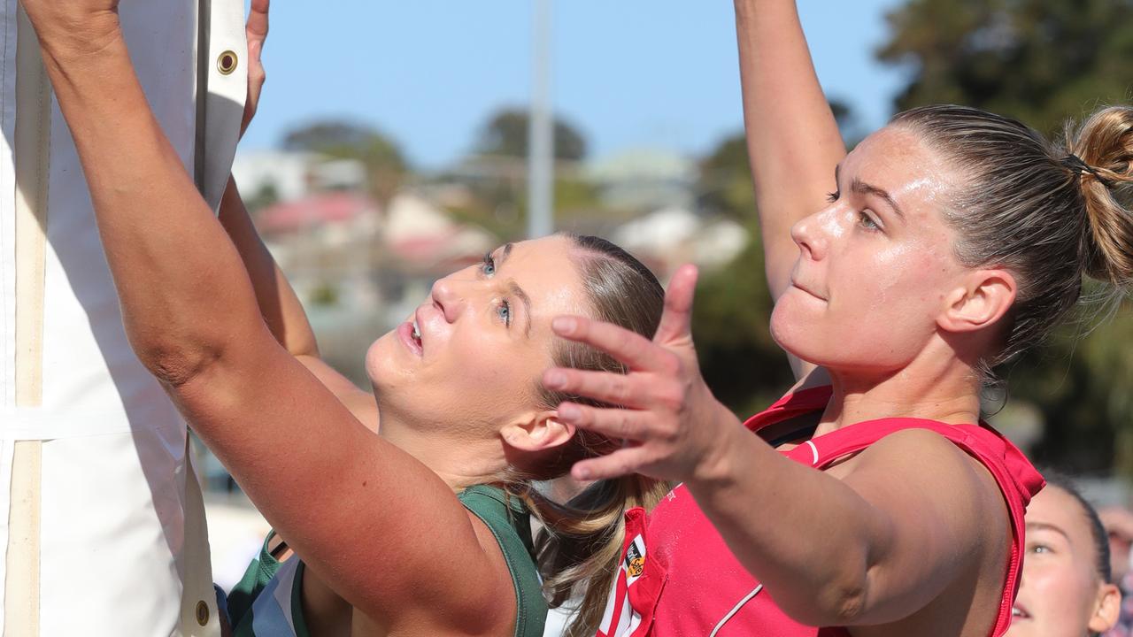 Ruby Watson and Georgia Berry battle for the ball in the 2024 BFNL grand final. Picture: Mark Wilson