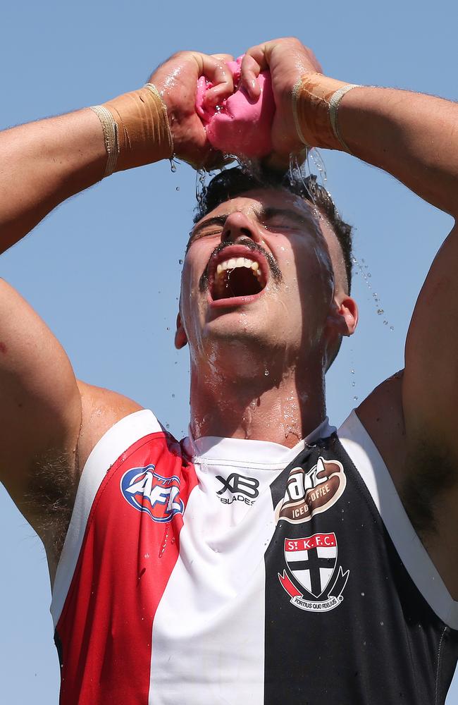 Lewis Pierce cools down during a JLT Community Series match.