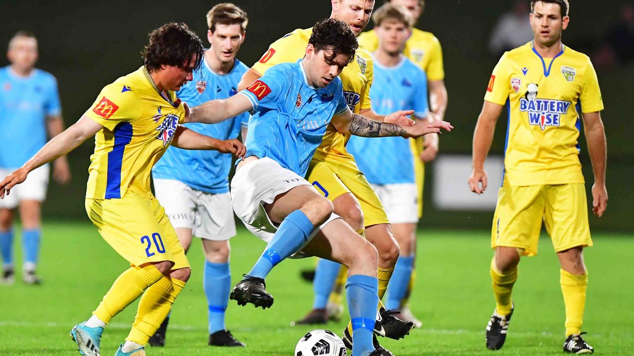 SOCCER: Men's, Kawana V Maroochydore Swans. Picture: Patrick Woods.