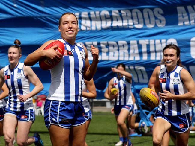 Mia King runs out for the Kangaroos. (Photo by Kelly Defina/Getty Images)