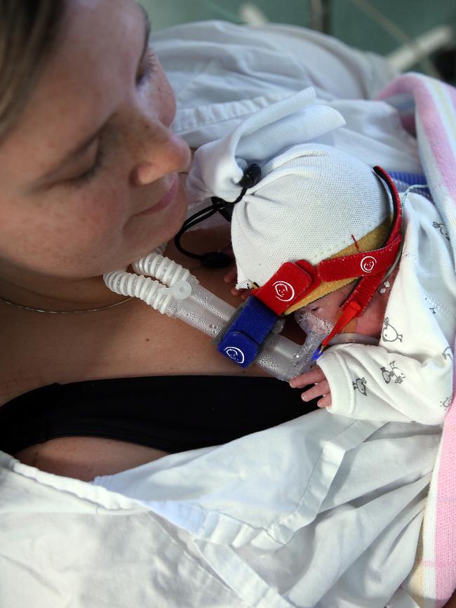 Carlene Abe cuddles her baby boy Kaycen during "Kangaroo Care". Picture: Sam Ruttyn