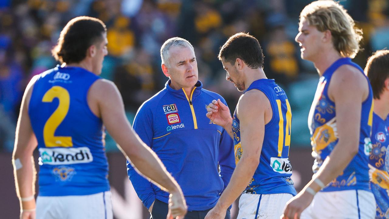 Adam Simpson addresses his players during the massive loss to Hawthorn in Launceston, Australia. Photo by Dylan Burns/AFL Photos via Getty Images