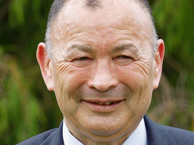 In this handout photo taken on January 31, 2023 by Karen Watson Australia's Eddie Jones holds a ball during a press conference during the official announcement of Jones' arrival as head coach for the Australian rugby team in Sydney. (Photo by Karen Watson / RUGBY AUSTRALIA / AFP) / -- IMAGE RESTRICTED TO EDITORIAL USE - STRICTLY NO COMMERCIAL USE --  RESTRICTED TO EDITORIAL USE - MANDATORY CREDIT "AFP PHOTO / RUGBY AUSTRALIA" - NO MARKETING NO ADVERTISING CAMPAIGNS - DISTRIBUTED AS A SERVICE TO CLIENTS