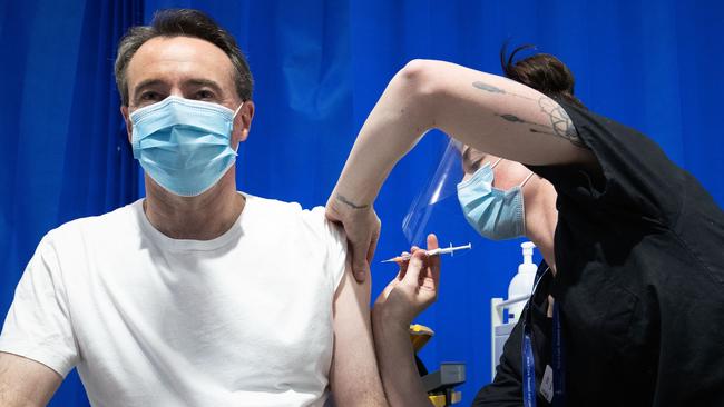 Victoria Opposition Leader Michael O'Brien receiving his COVID-19 vaccination. Picture: Getty