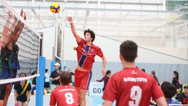 AVSC finals day.Open boys Honours. Lake Ginninderra (black) vs. Rangitoto (red).9 December 2023 Carrara Picture by Richard Gosling