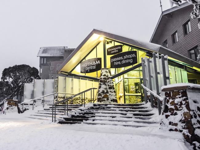 HOTHAM, AUSTRALIA - NewsWire Photos JUNE 01, 2022: First day of Winter at Hotham Alpine Resort.  Picture: NCA NewsWire/Dylan Robinson