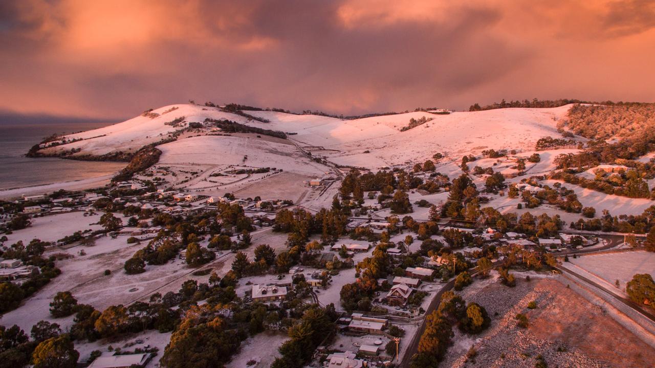 Aerial photo of snow at Clifton Beach by Doug Thost