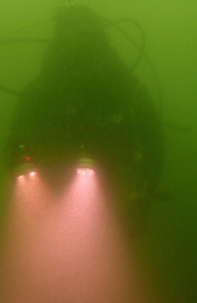 The search of the wreck of The Endeavour. RIMAP/Silentworld Foundation/Australian National Maritime Museum