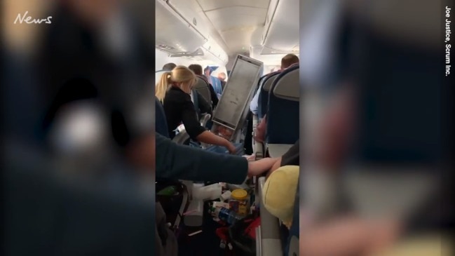 Three injured in 'crazy' turbulence