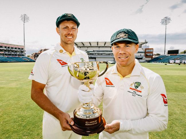 Australian fast bowler James Pattinson and batsman David Warner hold the Melbourne Cup ahead of the Third Ashes Test in York in August.