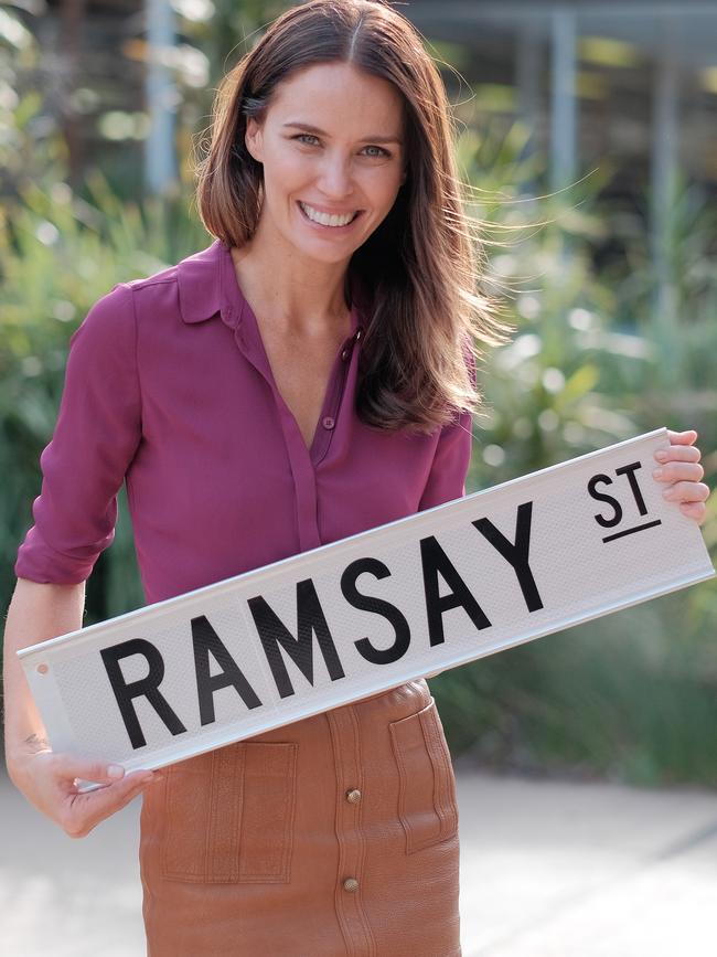 Jodi Gordon plays Elly Conway on Neighbours