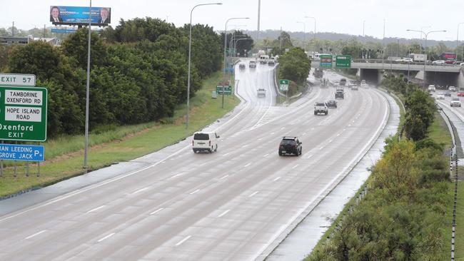 Traffic flowing freely at M1 Oxenford. Photo: Richard Gosling