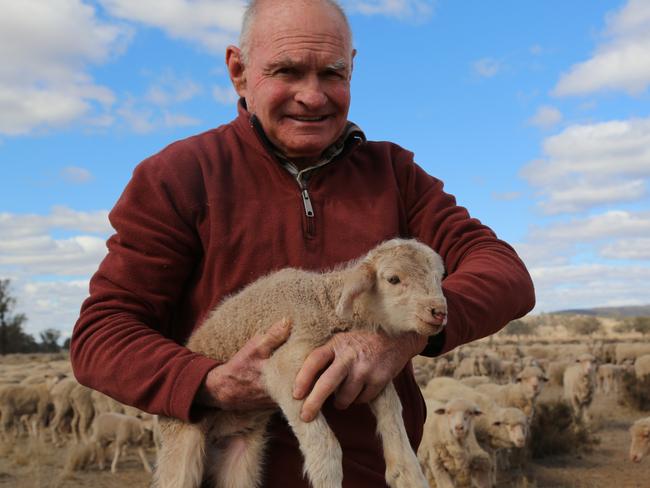 Red Cross is helping farmers like Robert Strahorn , who runs a sheep station near Dubbo. Picture: Amelia Wong/Australian Red Cross